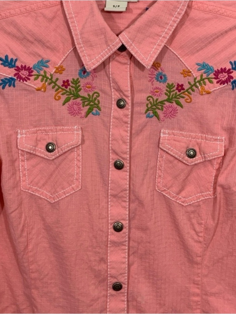 Ariat Pearl Snap Pink Floral Embroidered Western Shirt - Picture 3 of 6